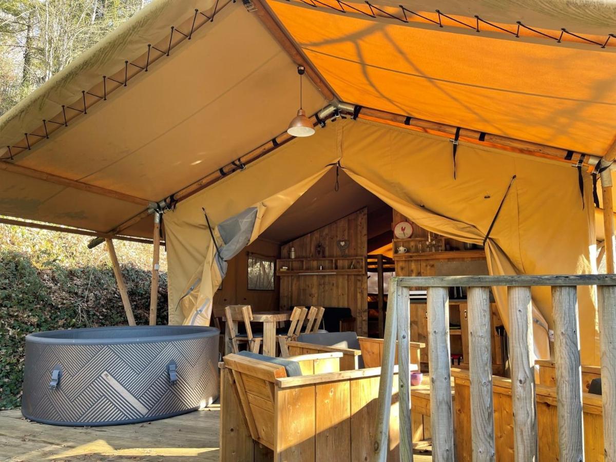 Camping Moulin De Chaules Saint-Constant Εξωτερικό φωτογραφία