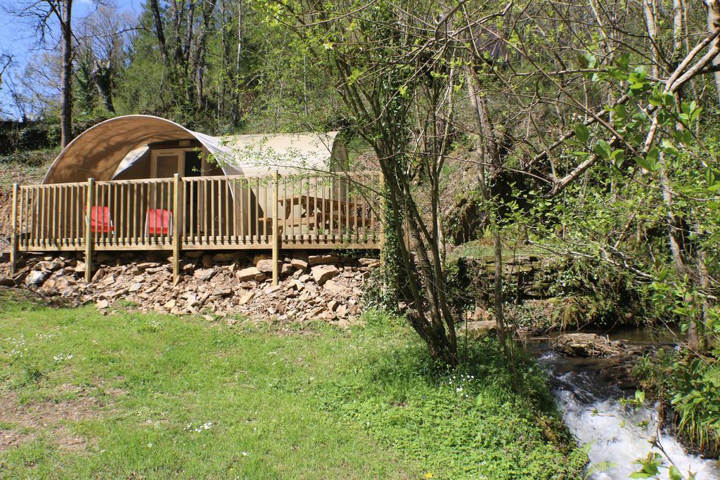 Camping Moulin De Chaules Saint-Constant Εξωτερικό φωτογραφία