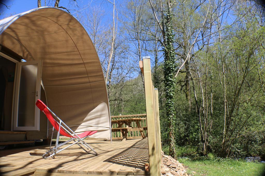Camping Moulin De Chaules Saint-Constant Εξωτερικό φωτογραφία