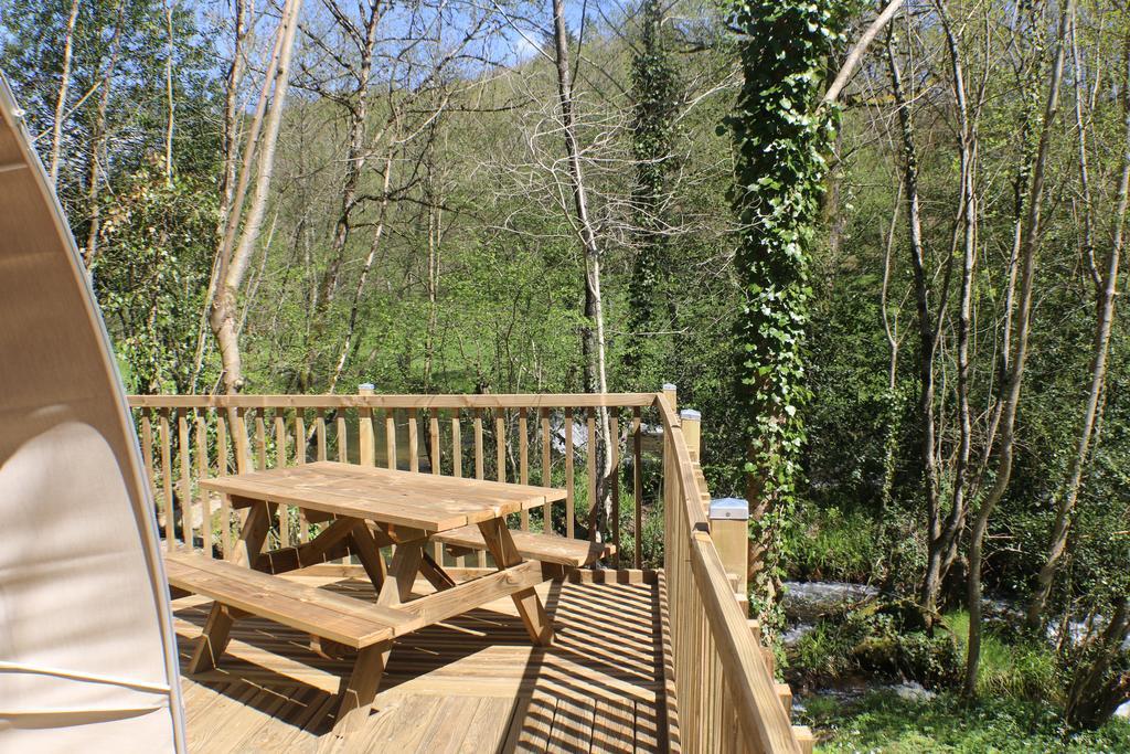 Camping Moulin De Chaules Saint-Constant Εξωτερικό φωτογραφία
